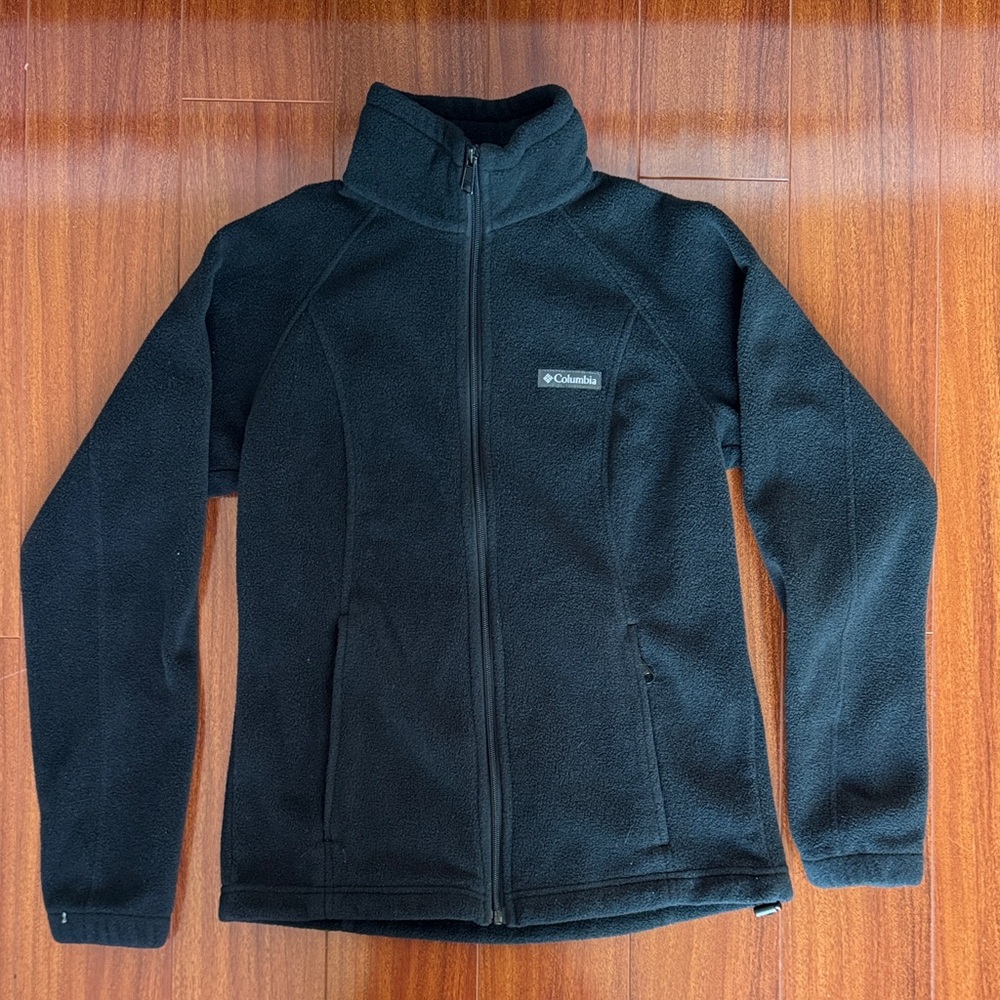Columbia Women's Black Full-Zip Sweater